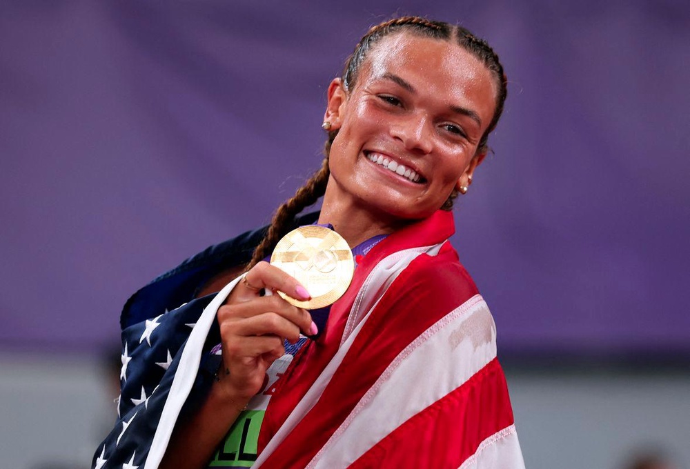 Anna Hall Athlete With Tokyo Medal